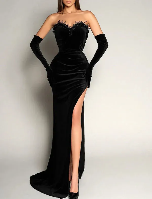 Mermaid / Trumpet Evening Gown Vintage Dress Formal Masquerade Sweep / Brush Train Sleeveless Strapless Black Dress Velvet with Ruched Slit Sexy No With Gloves
