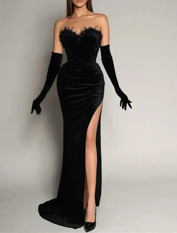 Mermaid / Trumpet Evening Gown Vintage Dress Formal Masquerade Sweep / Brush Train Sleeveless Strapless Black Dress Velvet with Ruched Slit Sexy No With Gloves